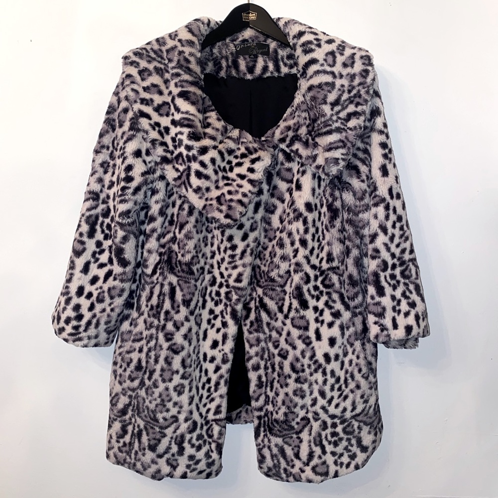 Vintage Oxford and Regent Faux Fur Leopard Coat
